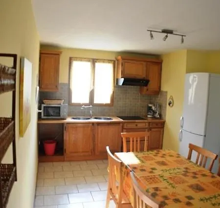 Сasa de vacaciones Mirabel #2, Maisonette, Terrace And Pool Access *